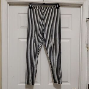 Ny &co stripes leggings